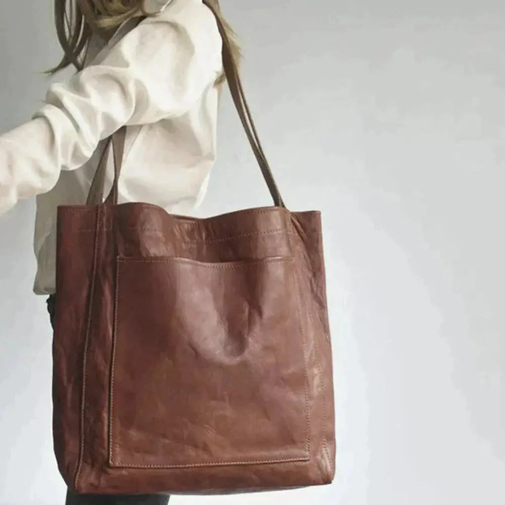 The Modern Elegance of Lorena | Elegant Leather Handbag