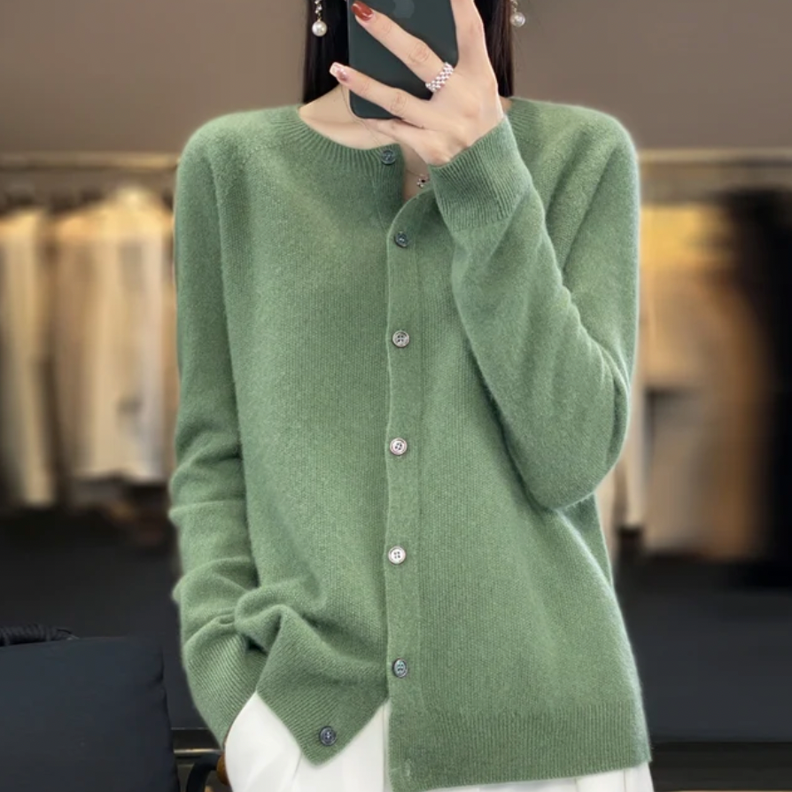 Noelle™ - Cozy Wool Cardigan