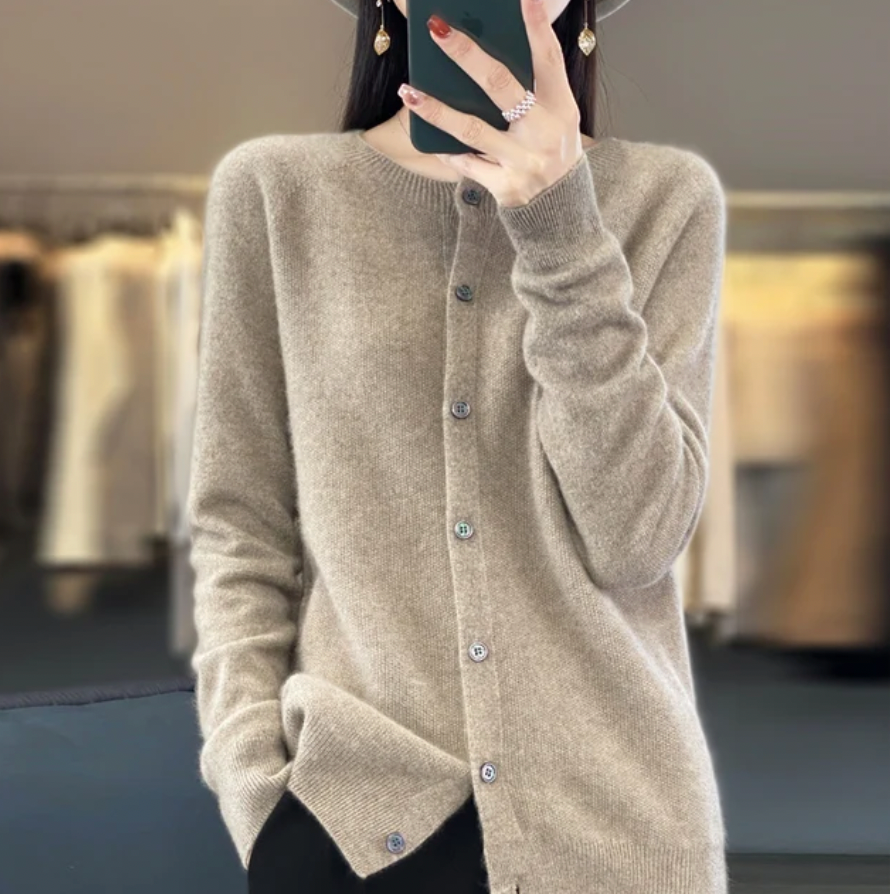 Noelle™ - Cozy Wool Cardigan